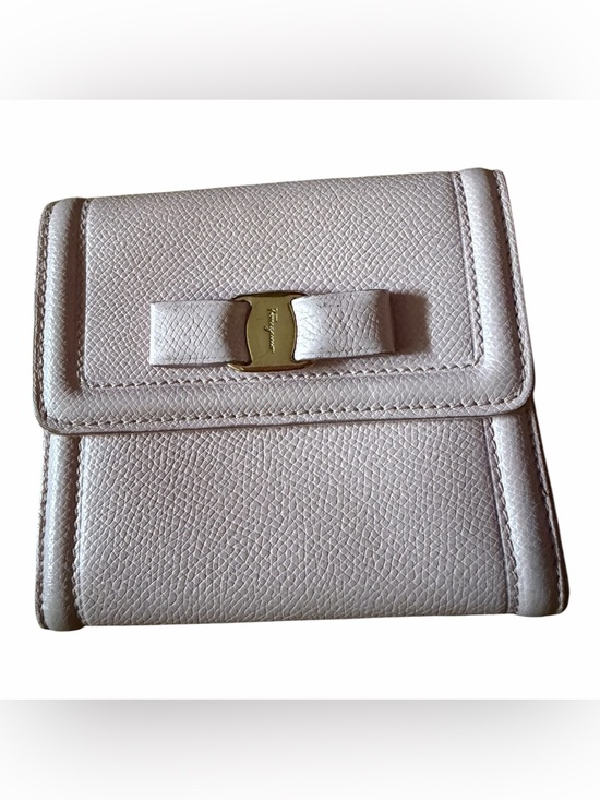 Salvatore Ferragamo Handbags - Women’s Salvatore Ferragamo Pink Textured Leather Wallet with Vara Bow